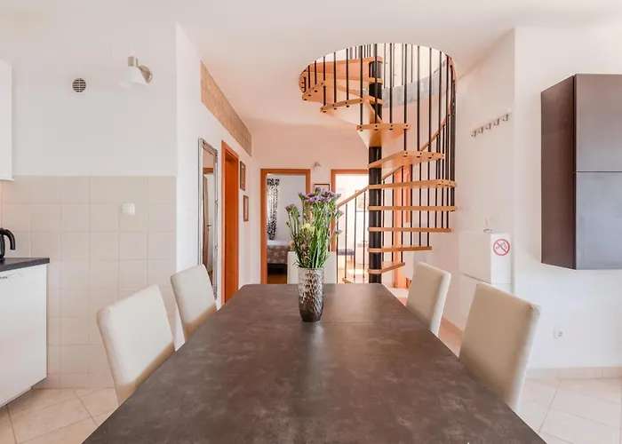 Traper With Sea View And Private Pool *