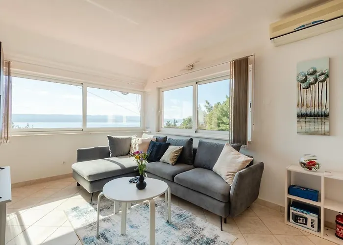 Апартаменты Traper With Sea View And Private Pool *