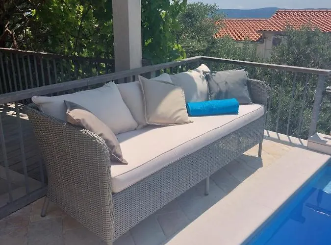 Traper With Sea View And Private Pool * Marusici (Split-Dalmatia)