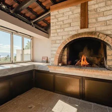 Traper With Sea View And Private Pool Apartment *