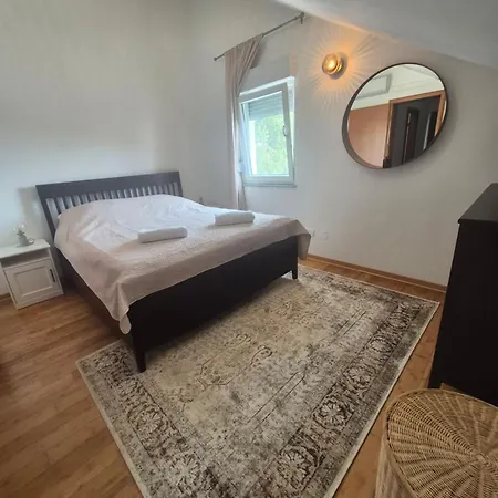 Traper With Sea View And Private Pool Marusici